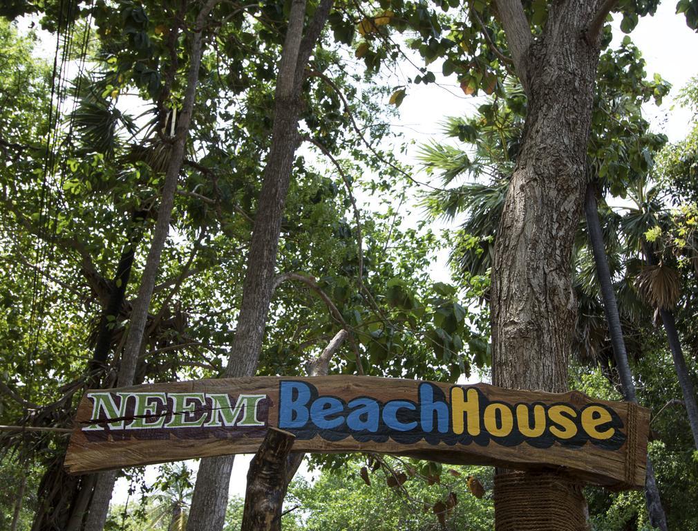 Neem Beach House Trincomalee Esterno foto