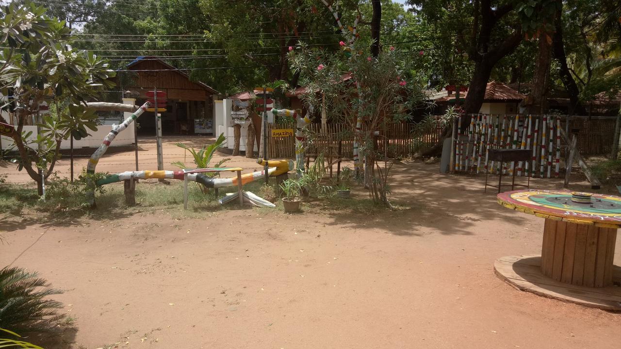 Neem Beach House Trincomalee Esterno foto