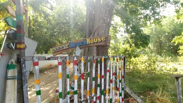 Neem Beach House Trincomalee Esterno foto